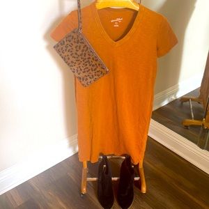 “burnt orange” b neck t shirt dress